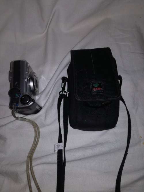 WOW !!! PowerShot A560 Canon digital camera